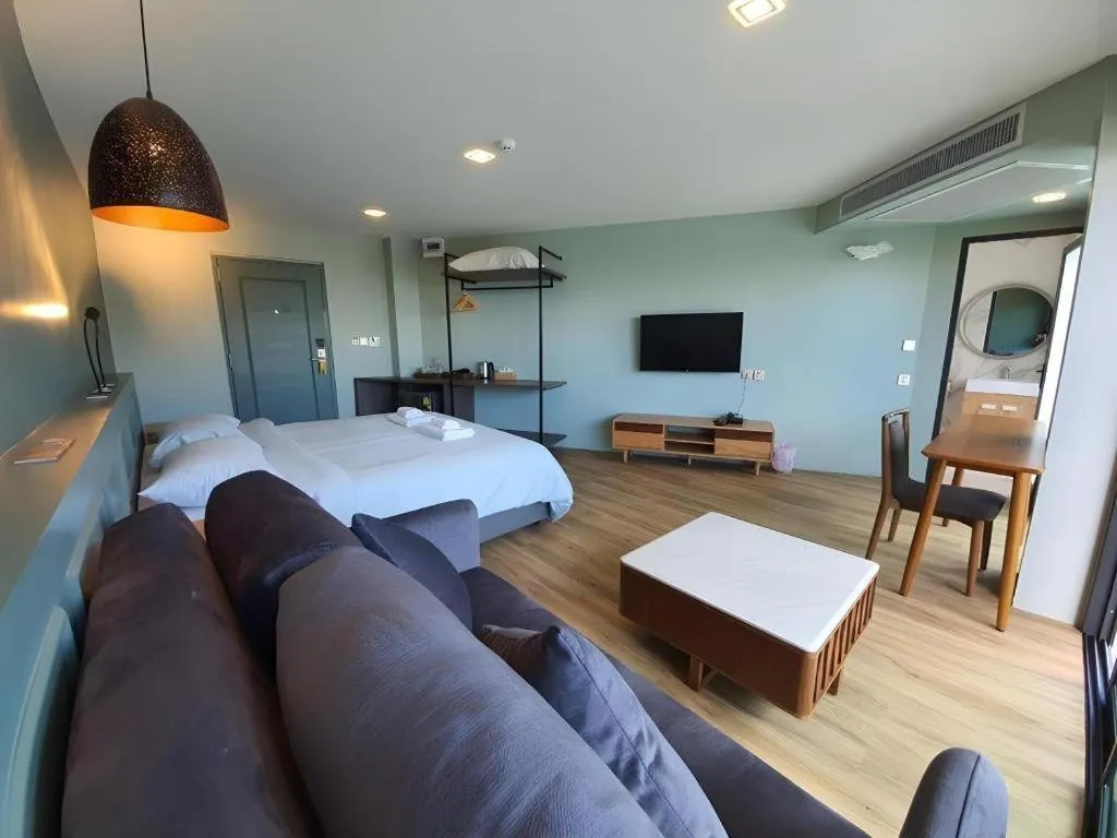 Bed in Eco Cozy Beachfront Resort Chaam