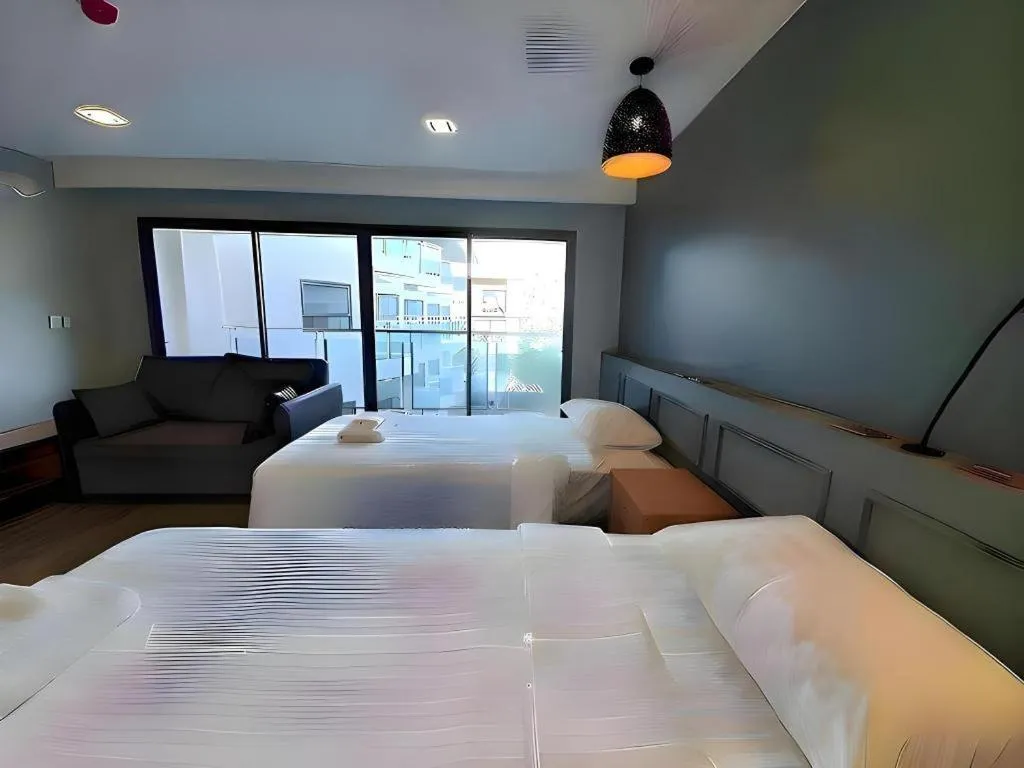 Bed in Eco Cozy Beachfront Resort Chaam