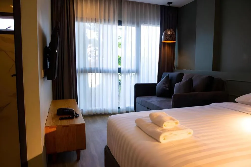 Bed in Eco Cozy Beachfront Resort Chaam