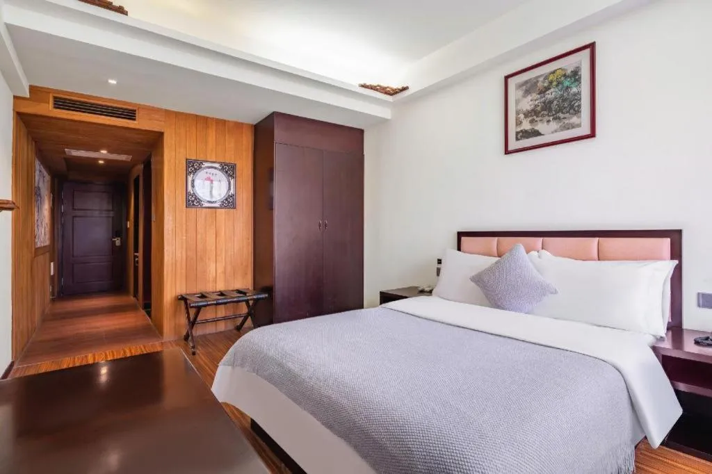 Bed in Oriental Hotel