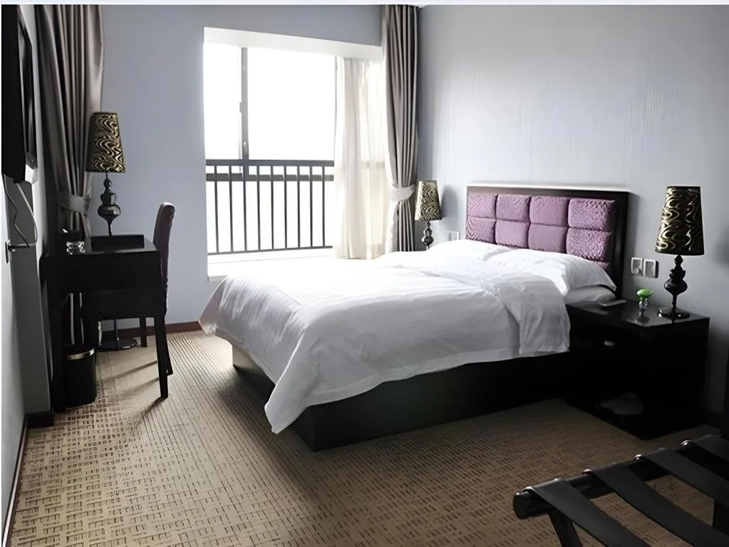 Bed in Oriental Hotel