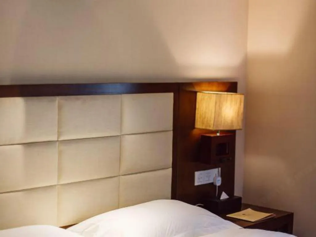 Bed in Oriental Hotel