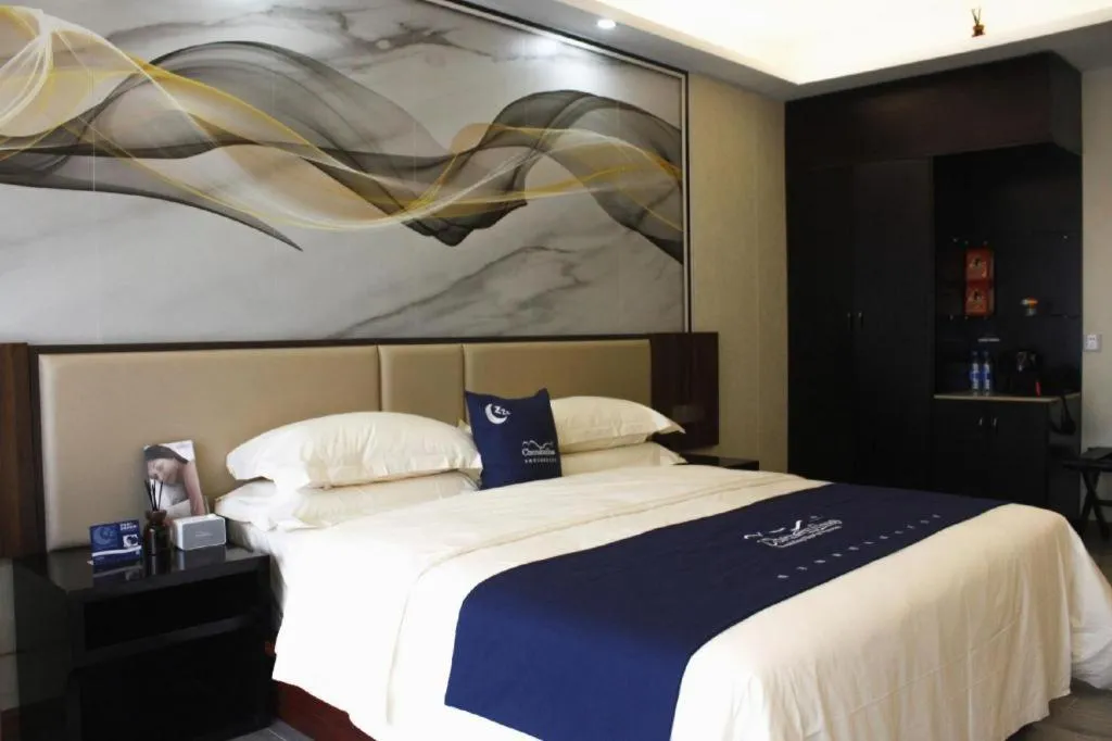 Bed in Oriental Hotel