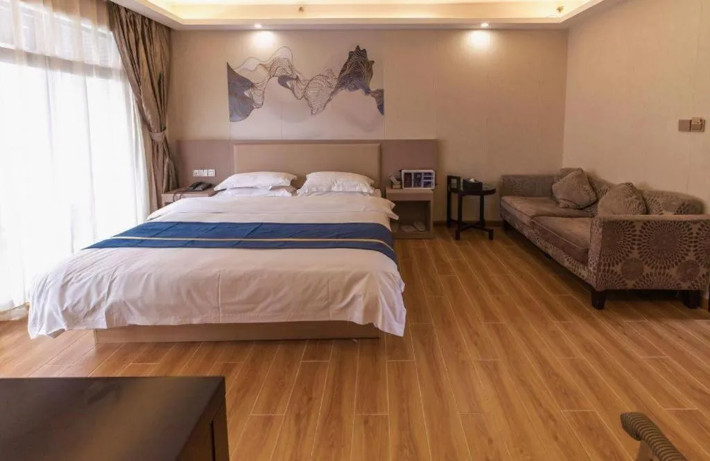 Bed in Oriental Hotel