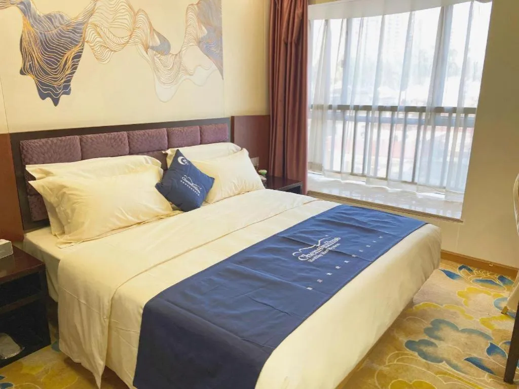 Bed in Oriental Hotel