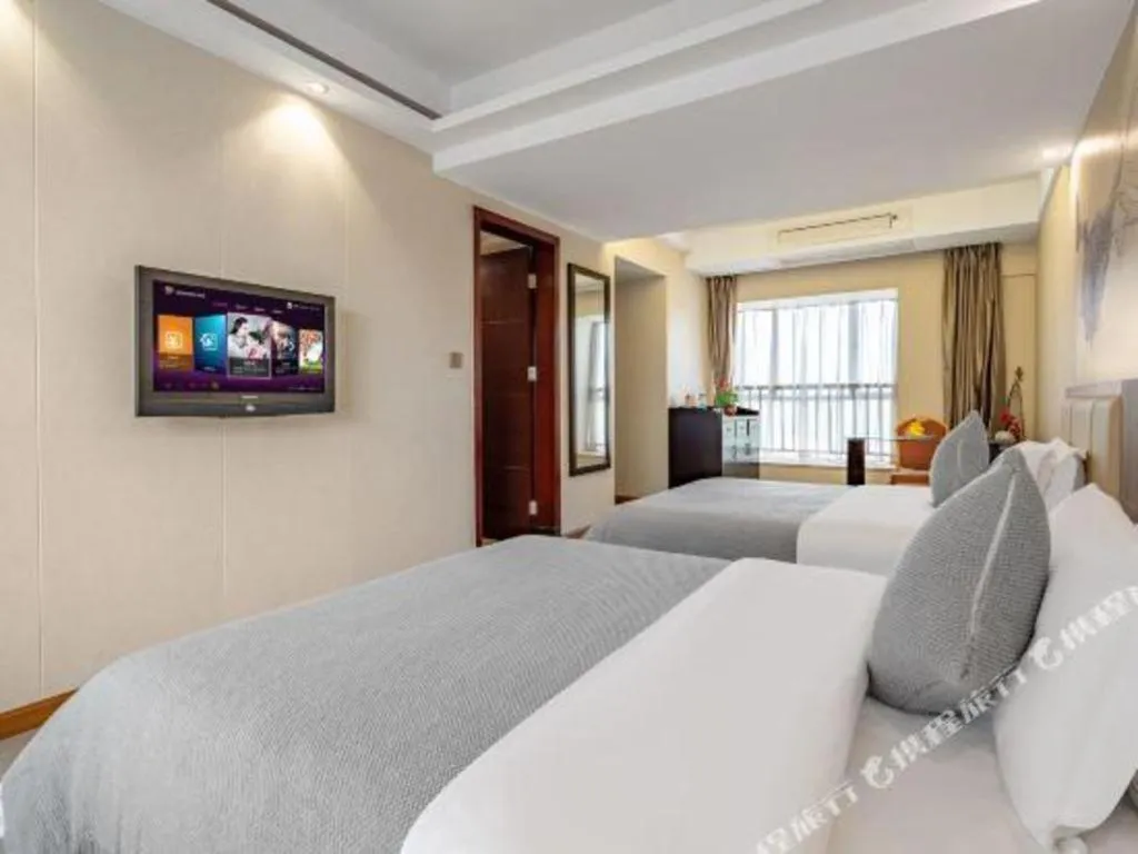 Bed in Oriental Hotel