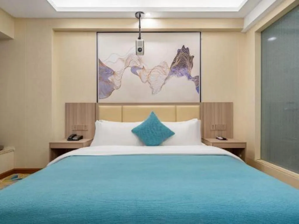 Bed in Oriental Hotel