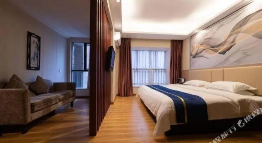 Bed in Oriental Hotel