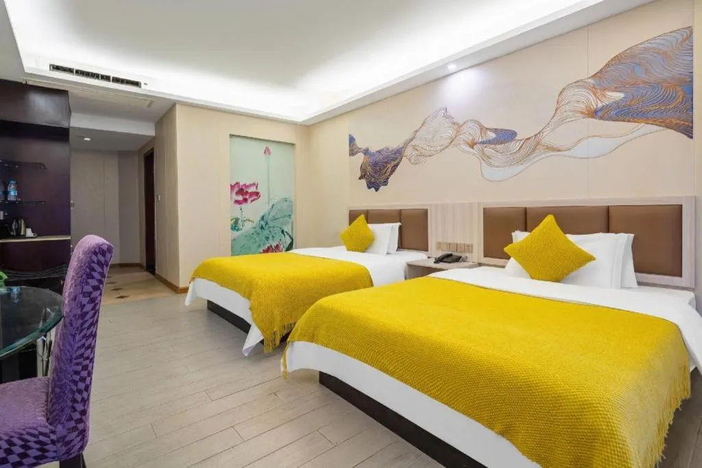 Bed in Oriental Hotel