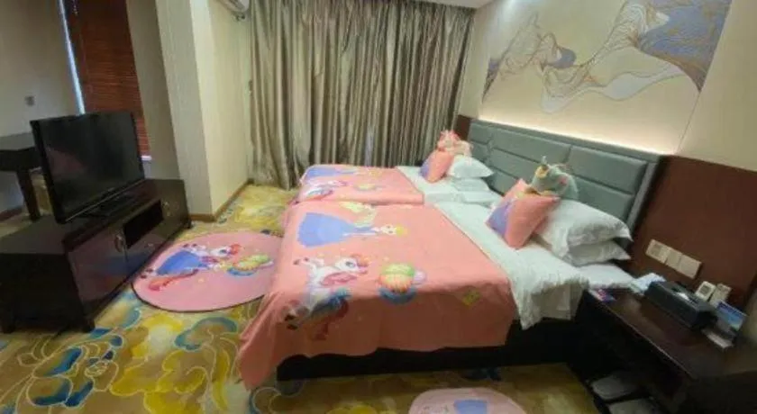 Bed in Oriental Hotel