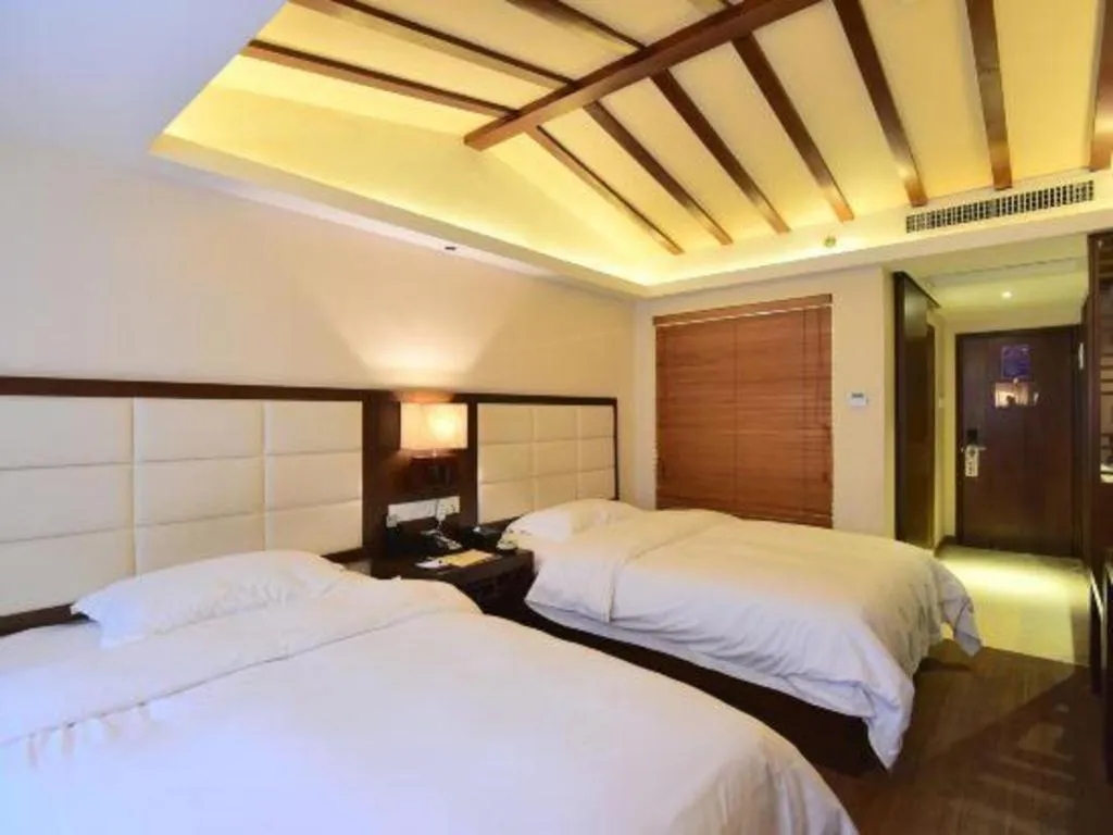 Bed in Oriental Hotel