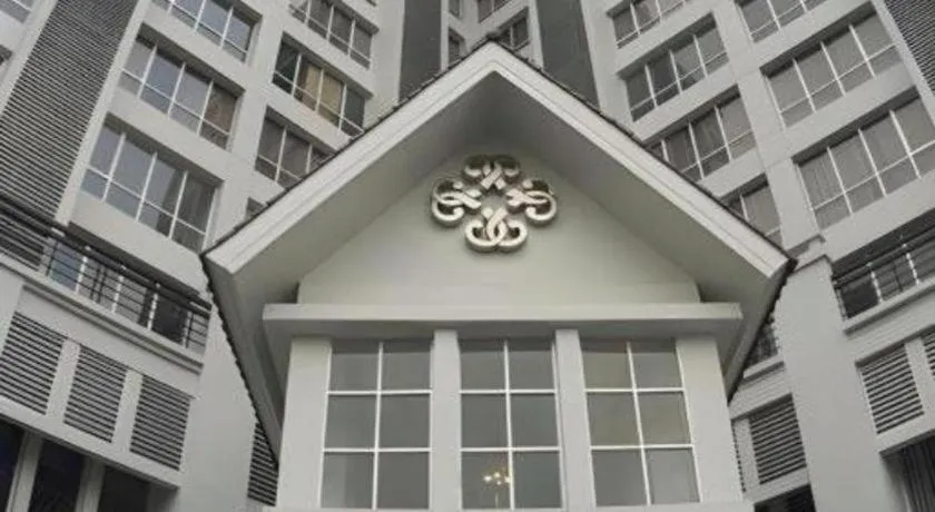 Grand Darmo Suite by AMITHYA