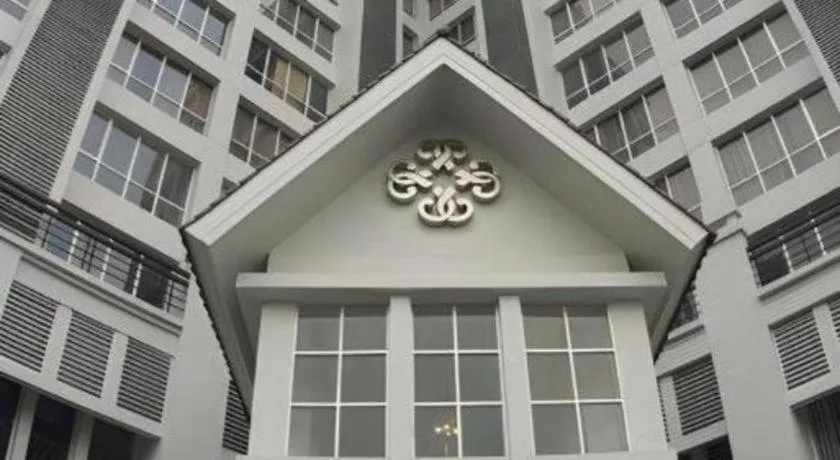 Grand Darmo Suite by AMITHYA