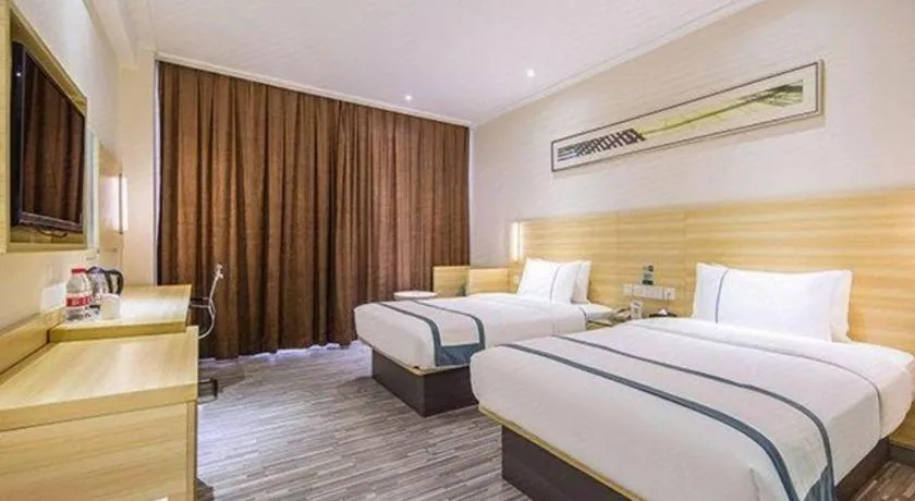 Bed in City Comfort Inn Enshi Shizhou Avenue