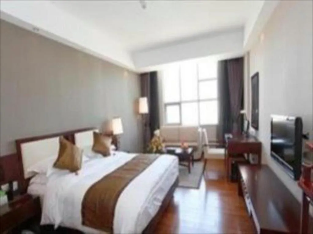 Bed in Kunming Wenhui Hotel