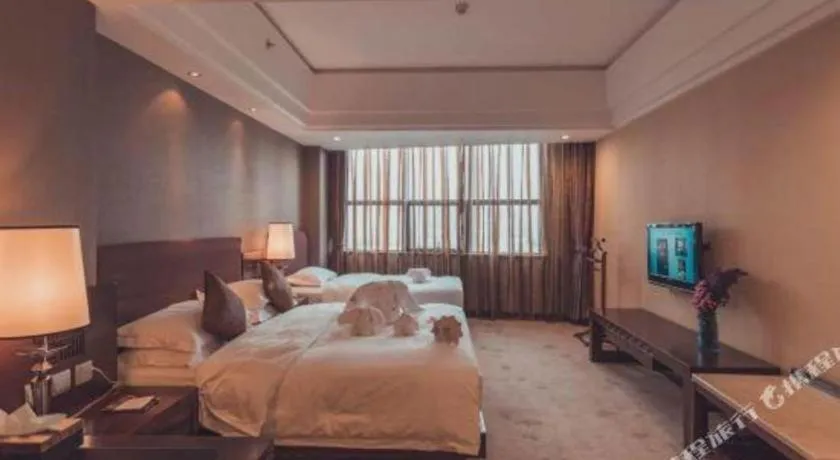 Bed in Kunming Wenhui Hotel