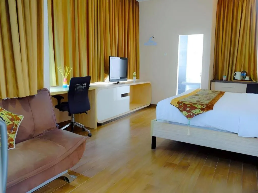 Bed in Lotus Hotel Subang