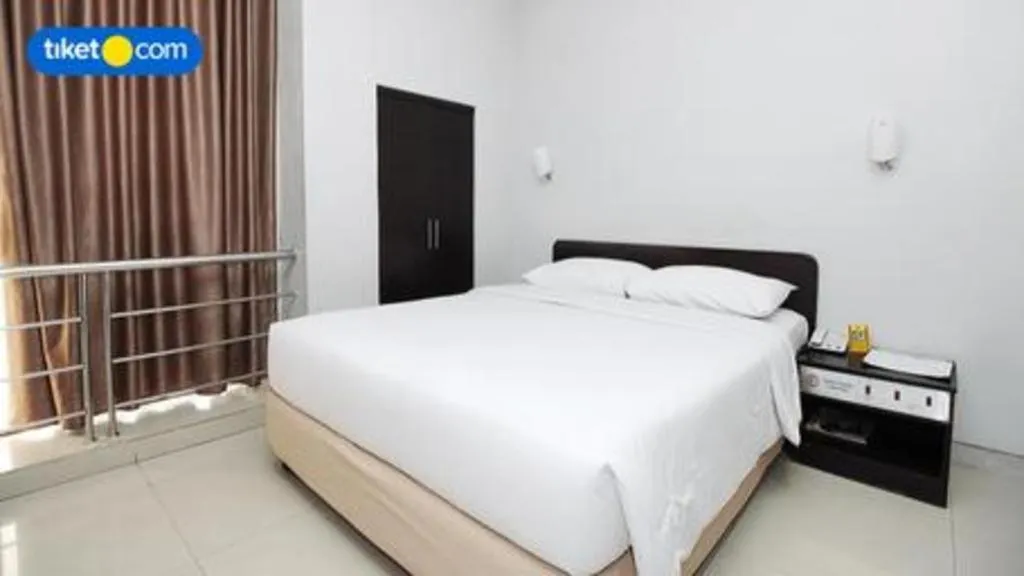Bed in Hotel Celebes