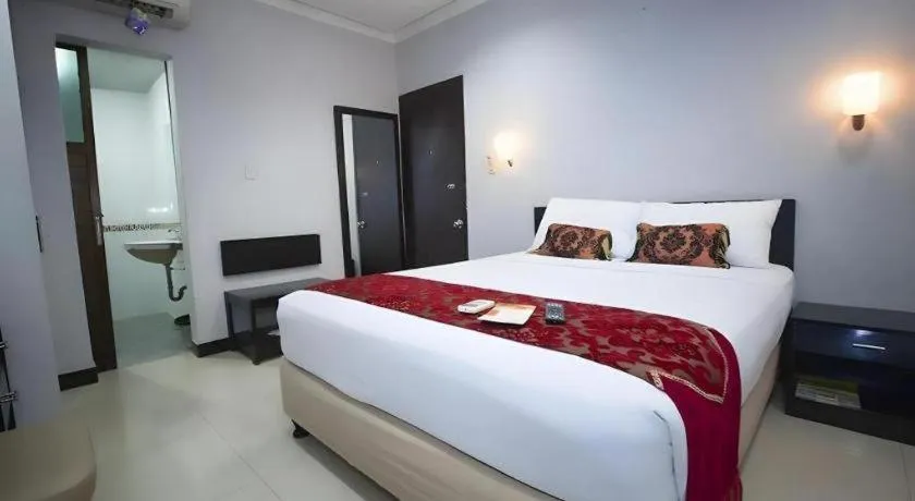 Bed in Hotel Celebes