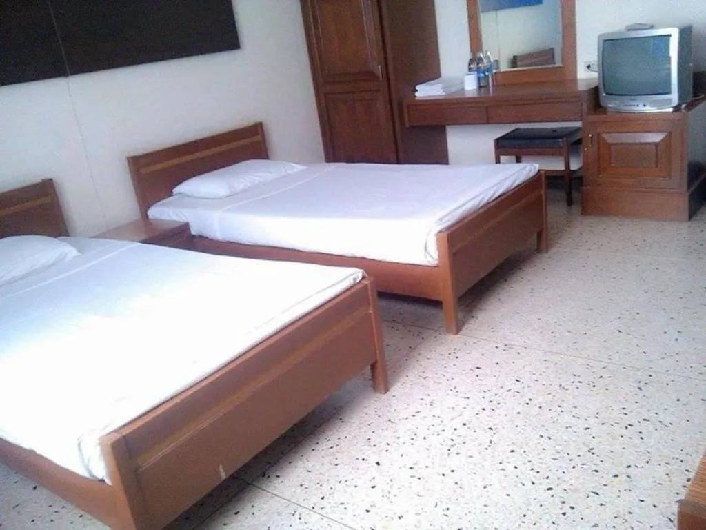 Bed in Petchpailyn Hotel