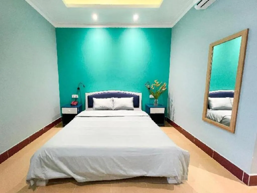 Bed in Seventeen Hotel