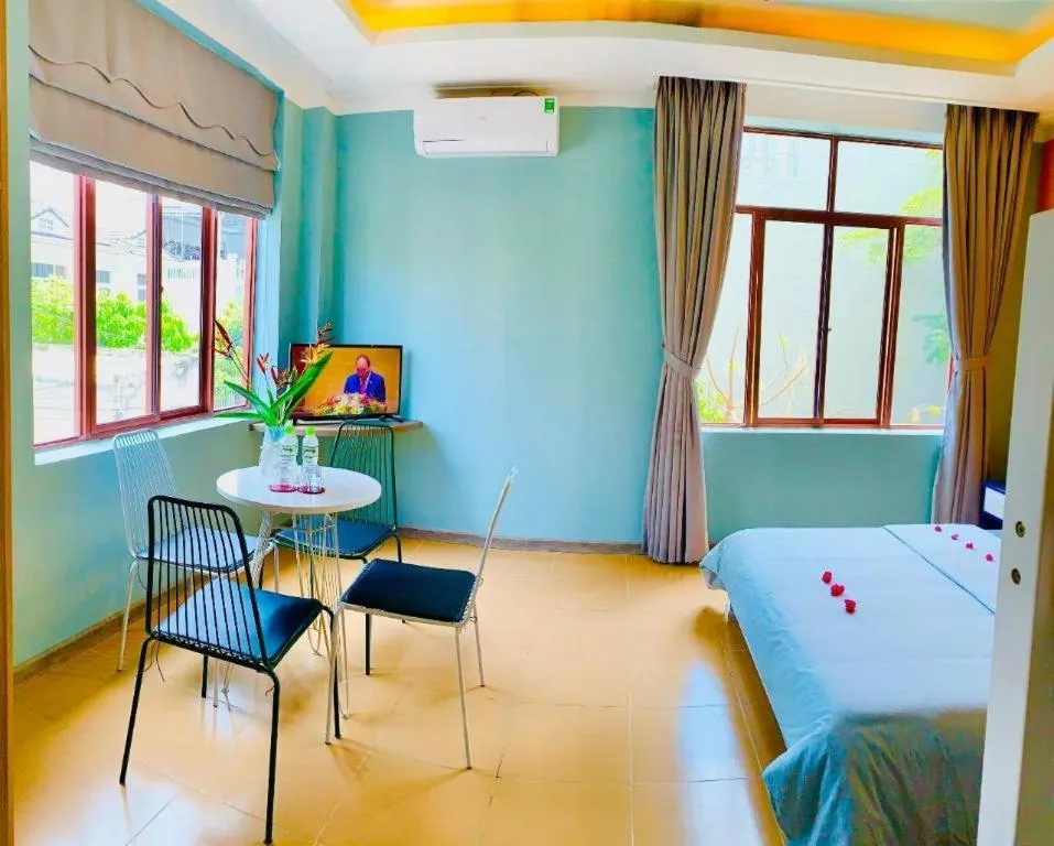 Bed in Seventeen Hotel