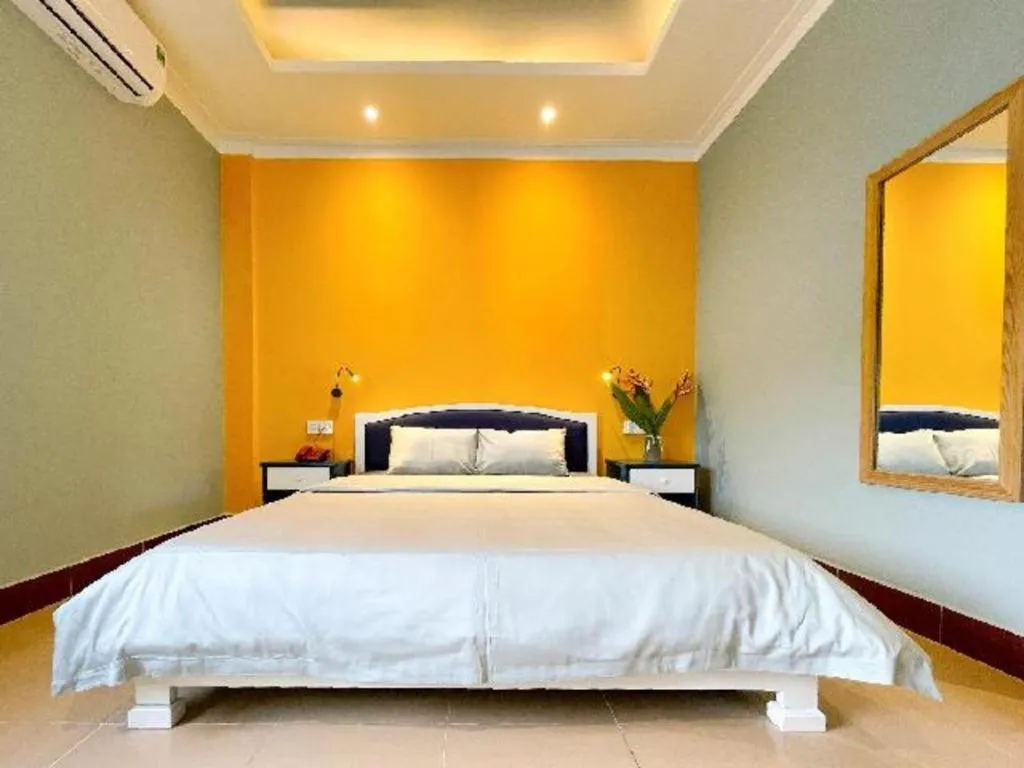 Bed in Seventeen Hotel