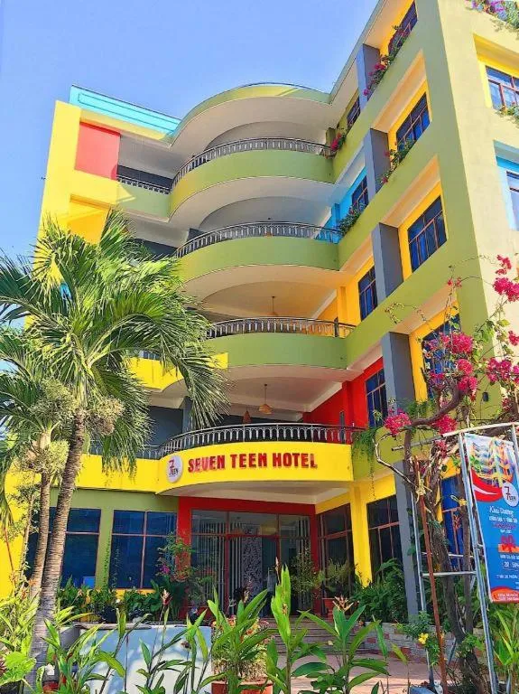 Seventeen Hotel