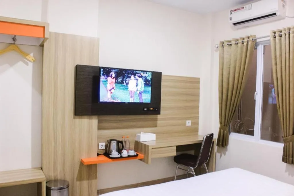 Bed in GARDEN HOTEL MAJALENGKA