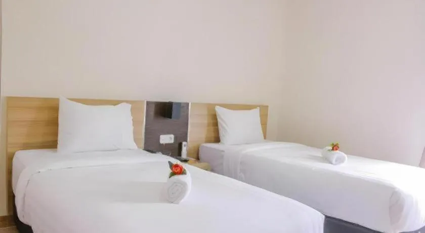 Bed in GARDEN HOTEL MAJALENGKA