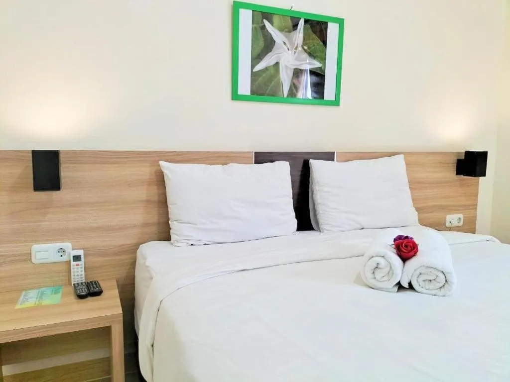 Bed in GARDEN HOTEL MAJALENGKA