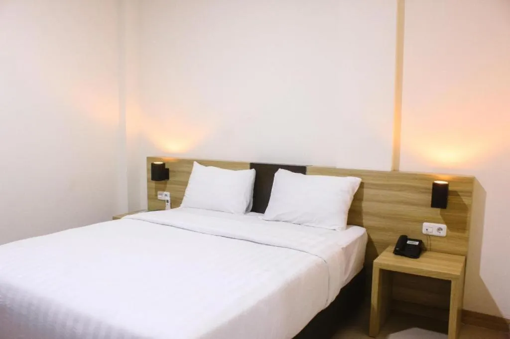 Bed in GARDEN HOTEL MAJALENGKA