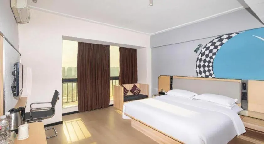 Bed in City Comfort Inn Yongzhou Jinshuiwan