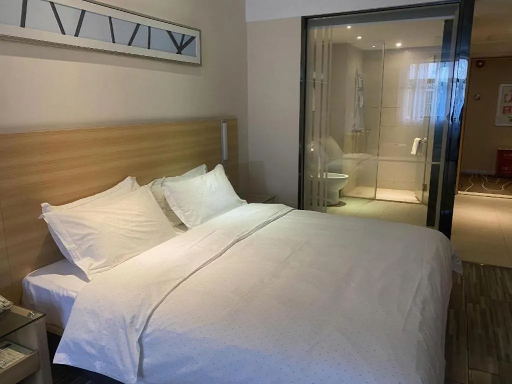 Bed in City Comfort Inn Huizhou Economic College Shuikou Huxi Avenue