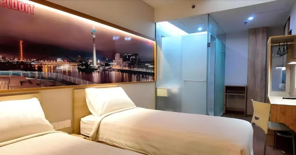 Bed in Smart Hotel