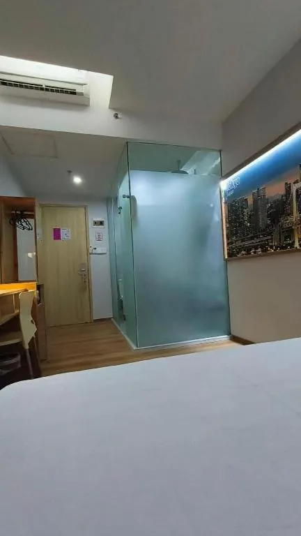 Bed in Smart Hotel
