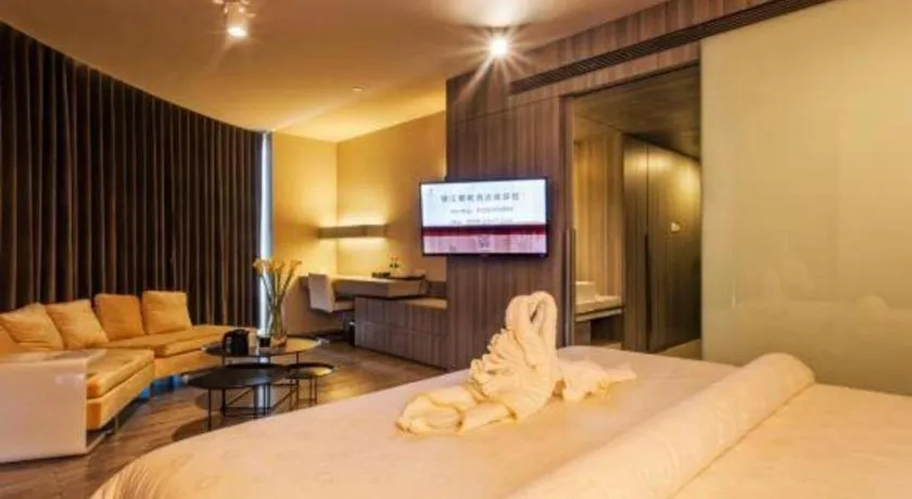 Bed in Jinjiang Metropolo Hotel - Qingdao Chengyang District Government