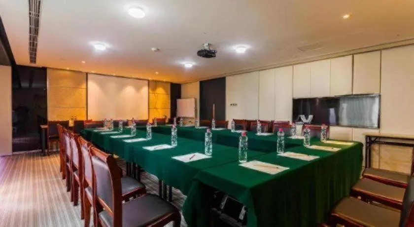 Jinjiang Metropolo Hotel - Qingdao Chengyang District Government