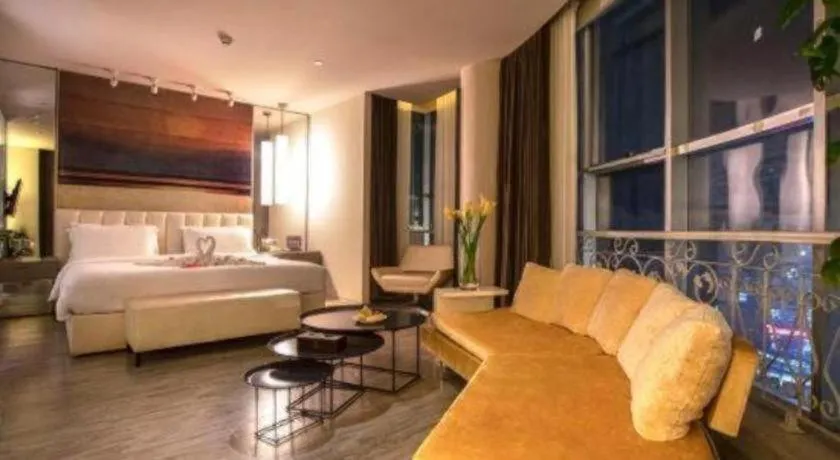 Bed in Jinjiang Metropolo Hotel - Qingdao Chengyang District Government