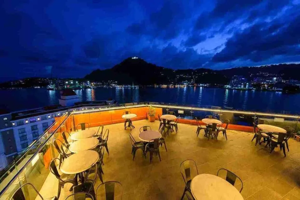 Front One Hotel Jayapura