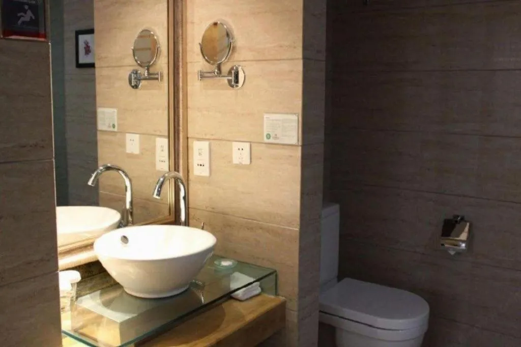 Pingyao Fengyan Jianguo Hotel