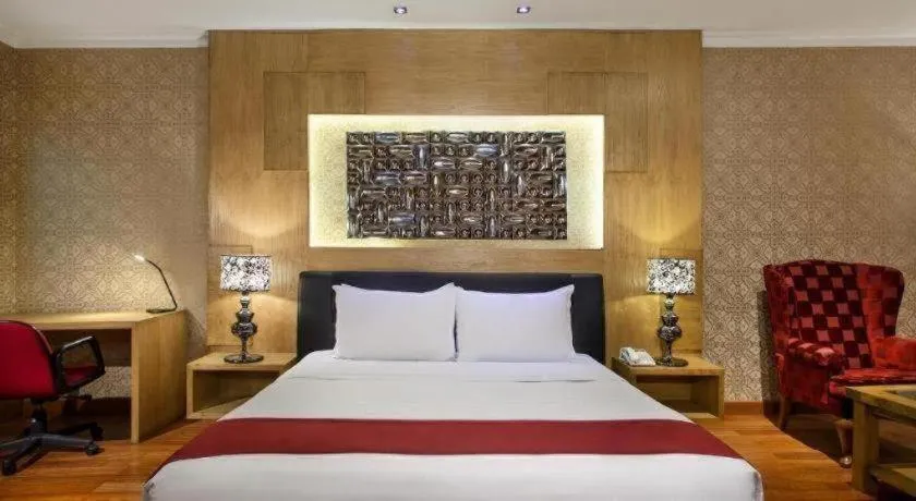 Bed in Sahati Hotel