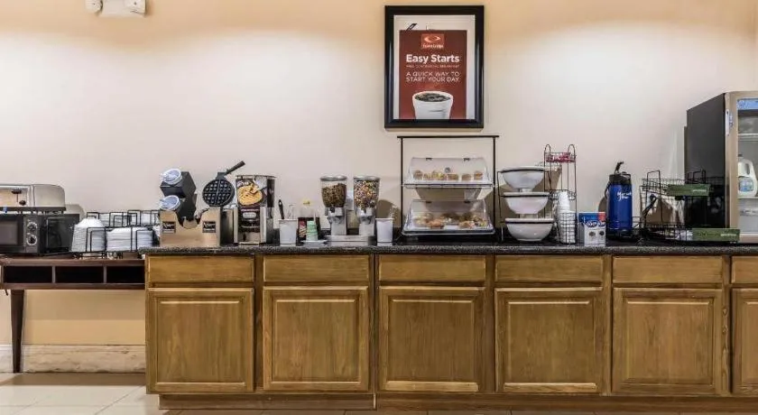 Econo Lodge Eutaw I-20