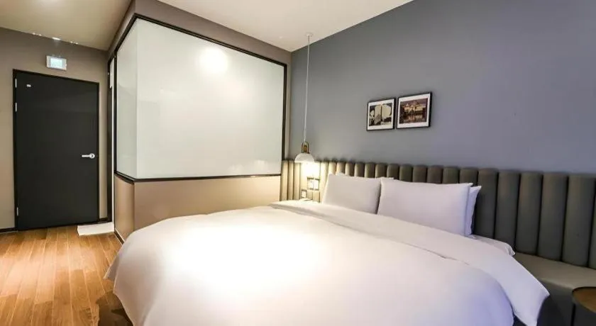 Bed in Gimhae Perfect Hotel