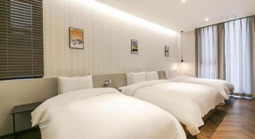 Bed in Gimhae Perfect Hotel