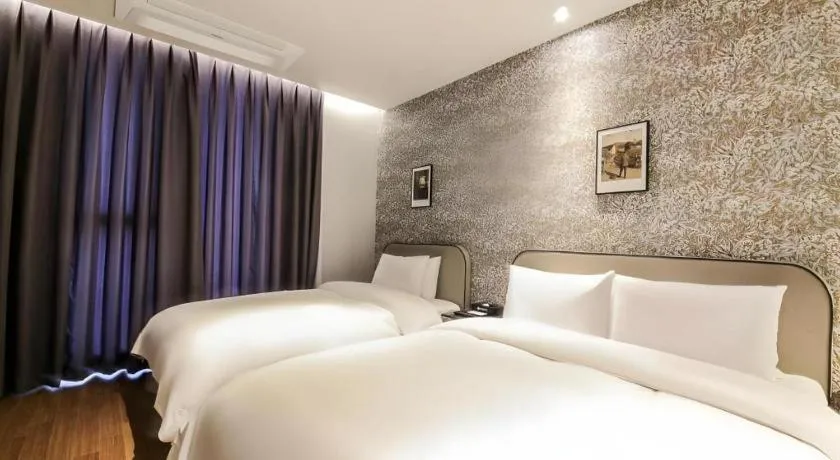 Bed in Gimhae Perfect Hotel