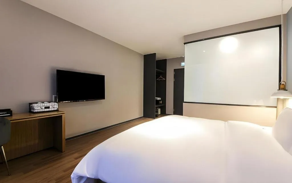 Bed in Gimhae Perfect Hotel