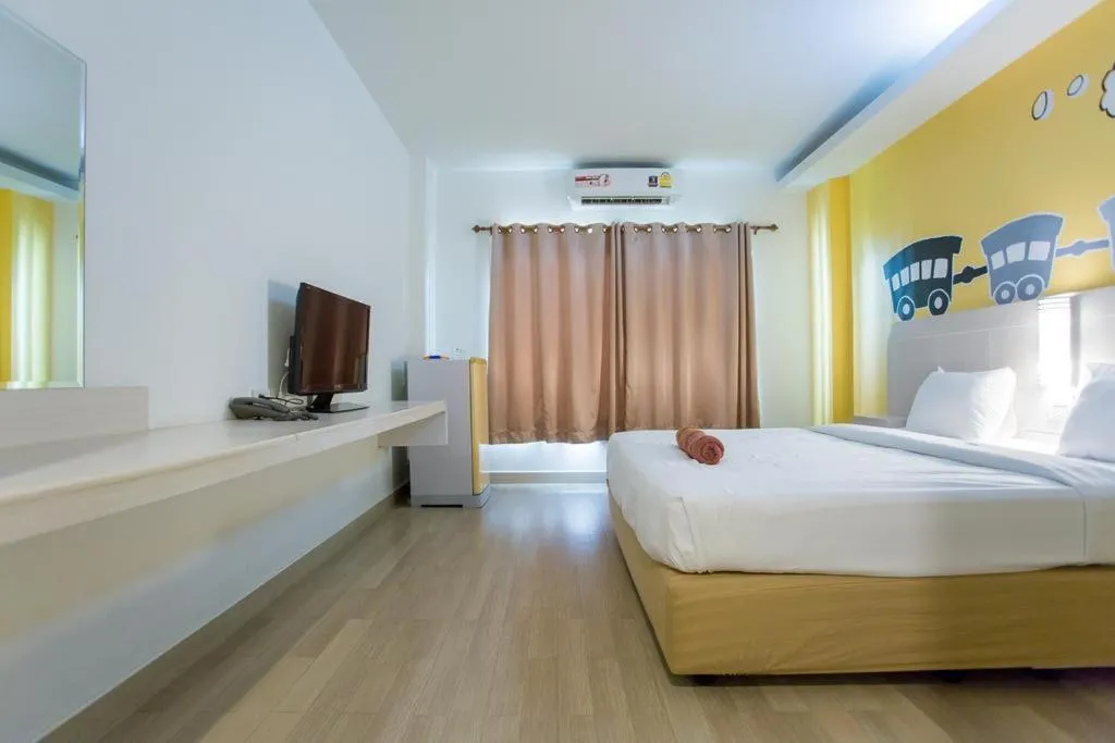 Bed in Silayok Grand Hotel