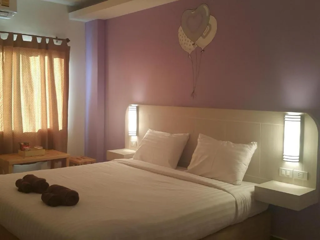 Bed in Silayok Grand Hotel