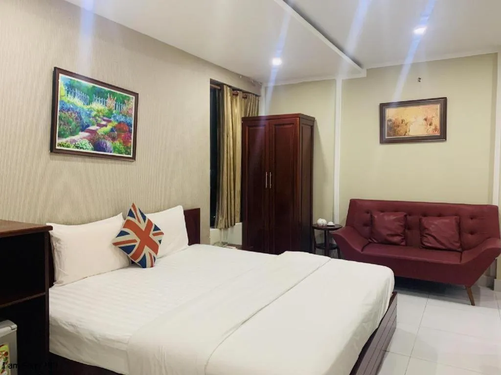 Bed in Mi Linh Hotel